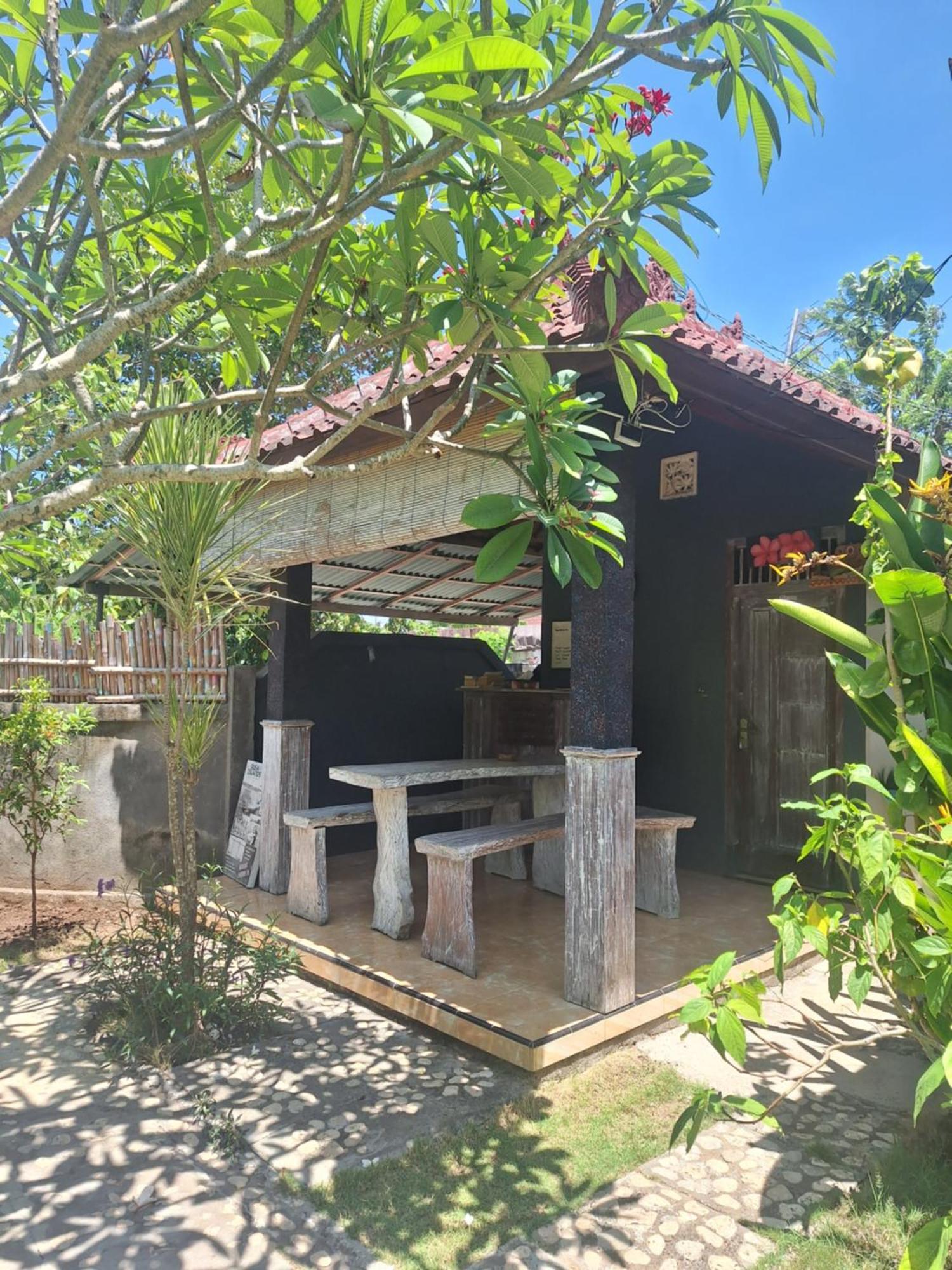 Apartamento D'Waktu In House Lembongan Exterior foto